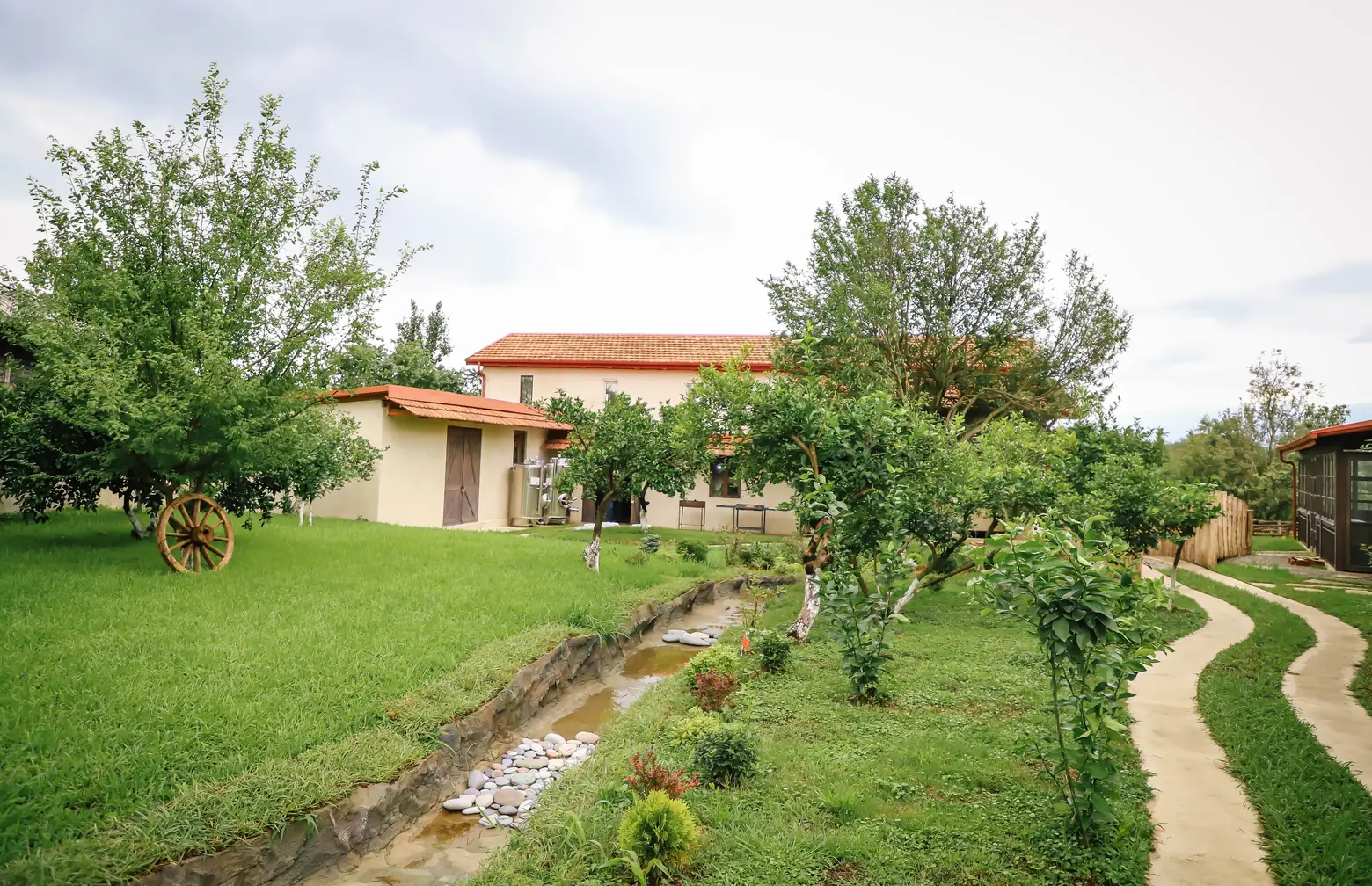 The Lekura estate house and garden